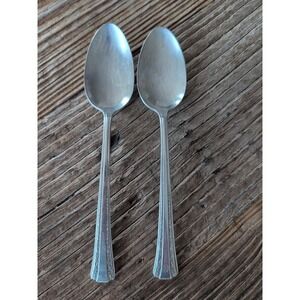 Rogers International Deluxe Silverplate Gracious Dinner Spoons 7.5" Set Of 2